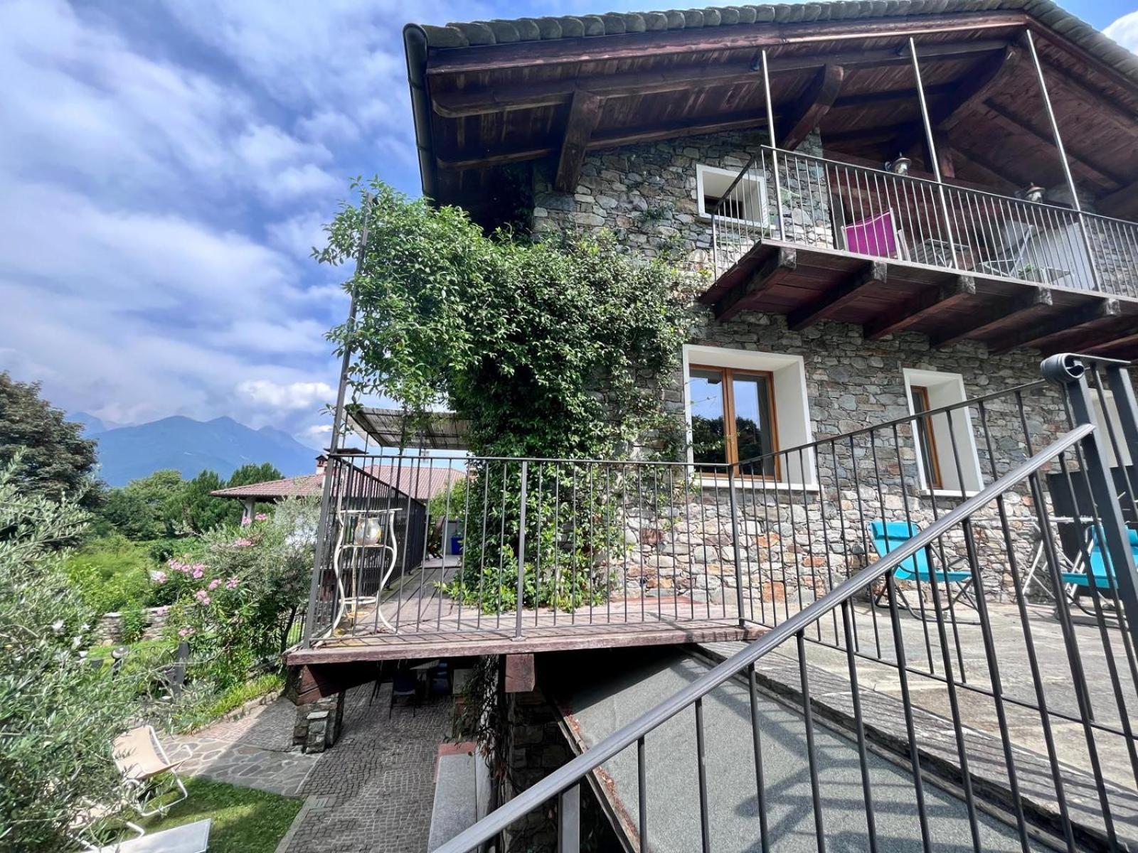 Casa Unica- Da Bruno Apartment คอลีโก ภายนอก รูปภาพ